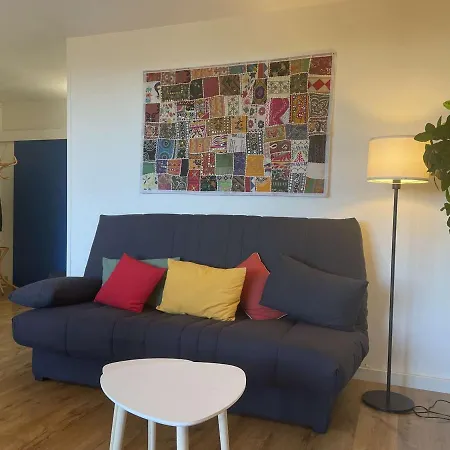 Renove Avec Clim, Parking Et Terrasse A 500m Du Port - Fr-1-225c-113