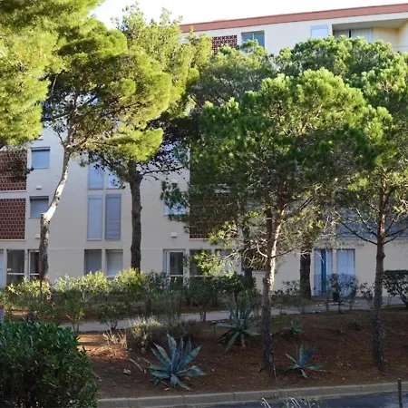 Apartment Renove Avec Clim, Parking Et Terrasse A 500m Du Port - Fr-1-225c-113 *